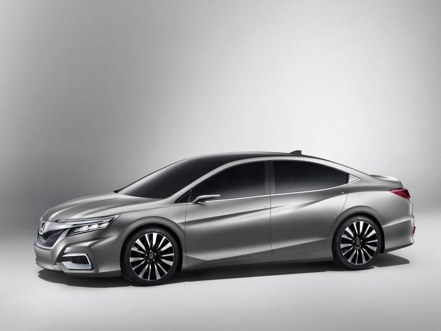  Honda Concept C 2012 года  (фото 12 из 15)